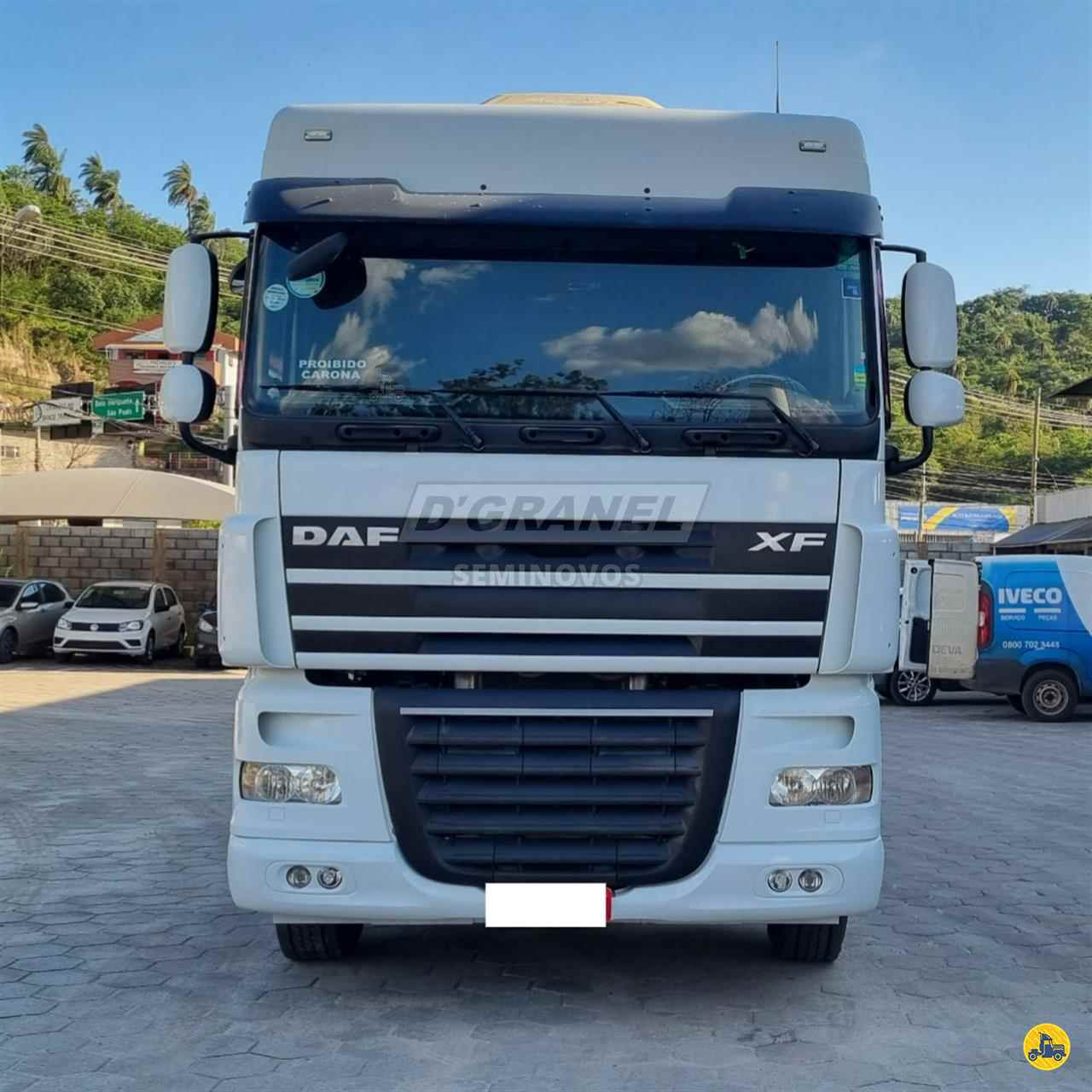 CAMINHAO DAF DAF XF105 460 Cavalo Mecânico Truck 6x2 D'GRANEL Seminovos SABARA MINAS GERAIS MG